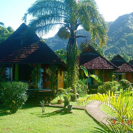 Tauhanihani Village Lodge La Vague Bleue Teahupoo 외부 사진