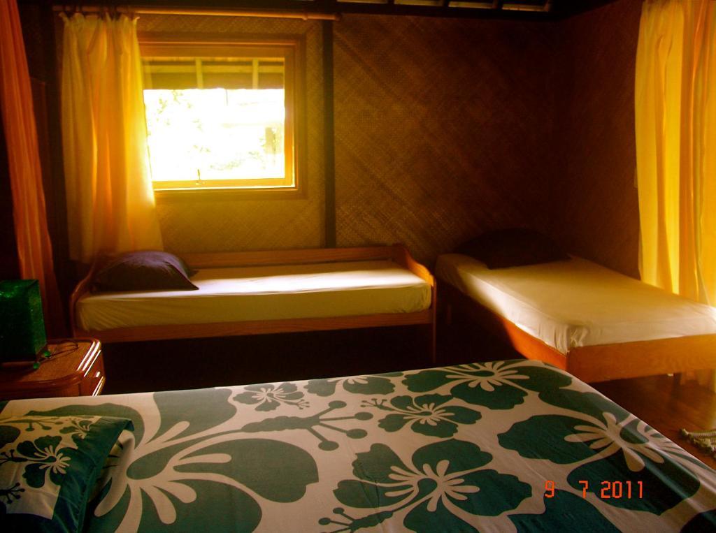Tauhanihani Village Lodge La Vague Bleue Teahupoo 객실 사진