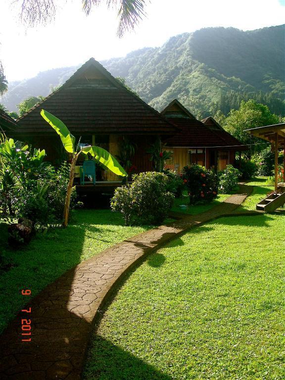 Tauhanihani Village Lodge La Vague Bleue Teahupoo 외부 사진